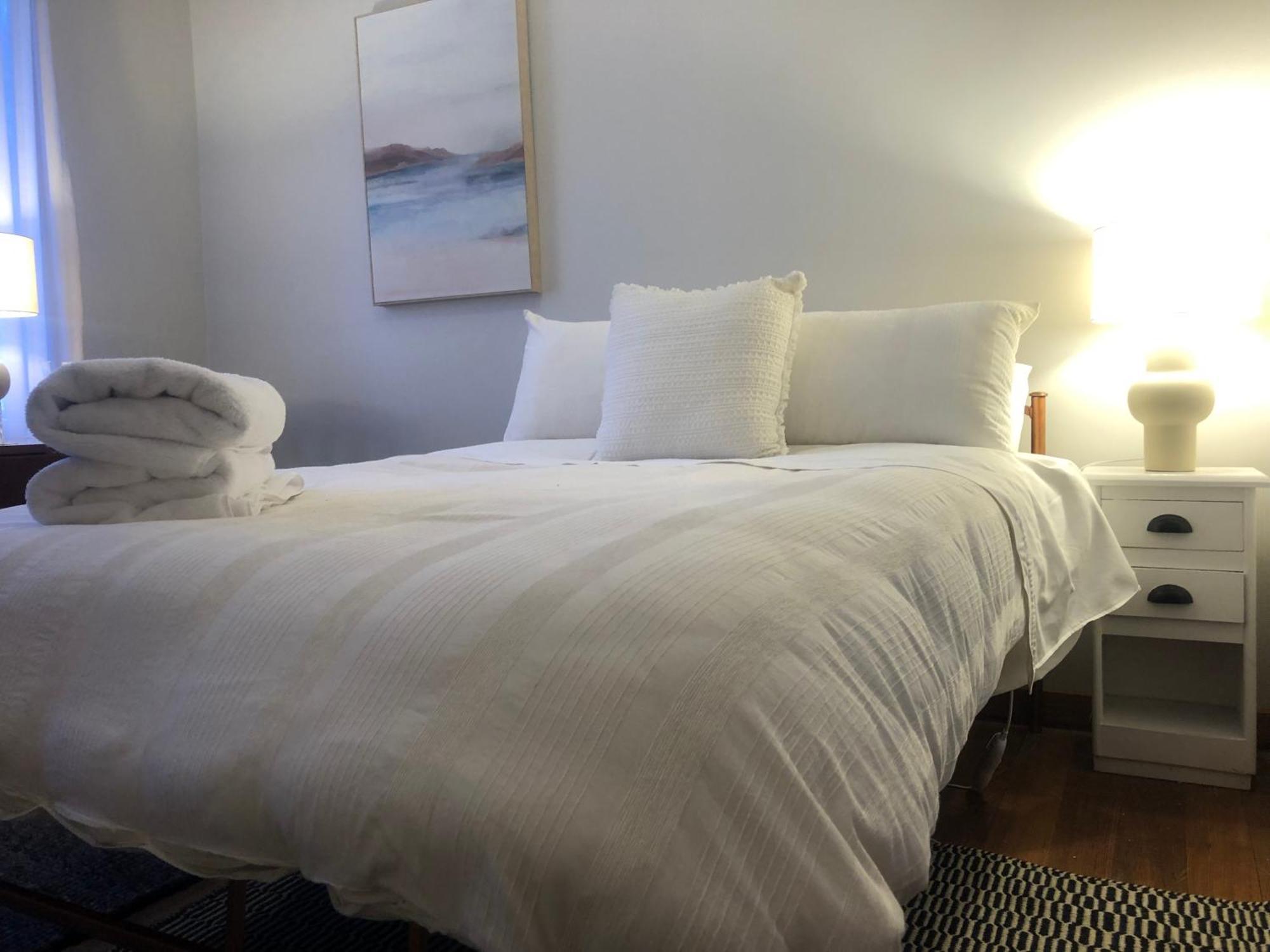 Lovely Budget Vegan Homestay Launceston Exterior photo