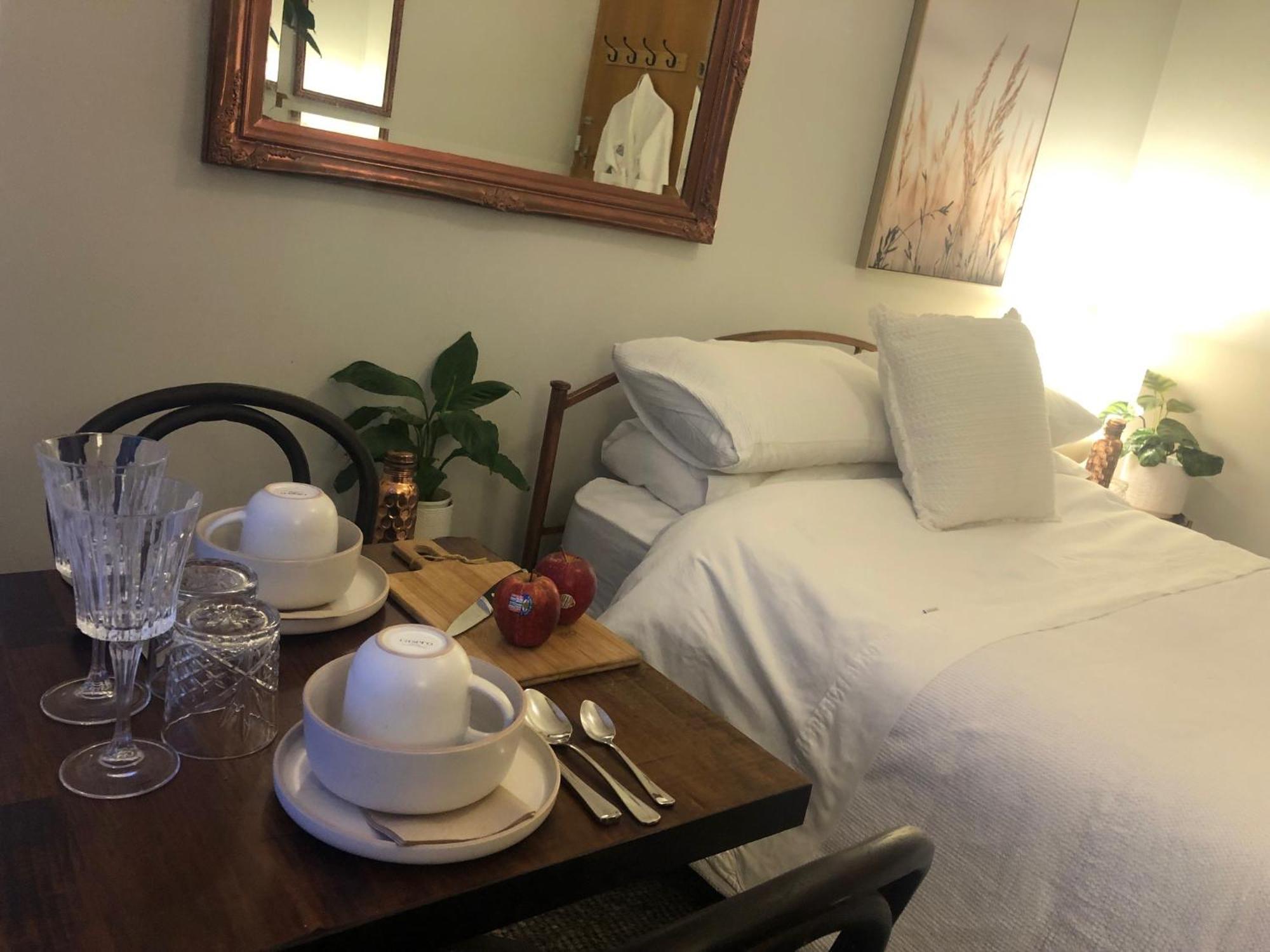 Lovely Budget Vegan Homestay Launceston Exterior photo
